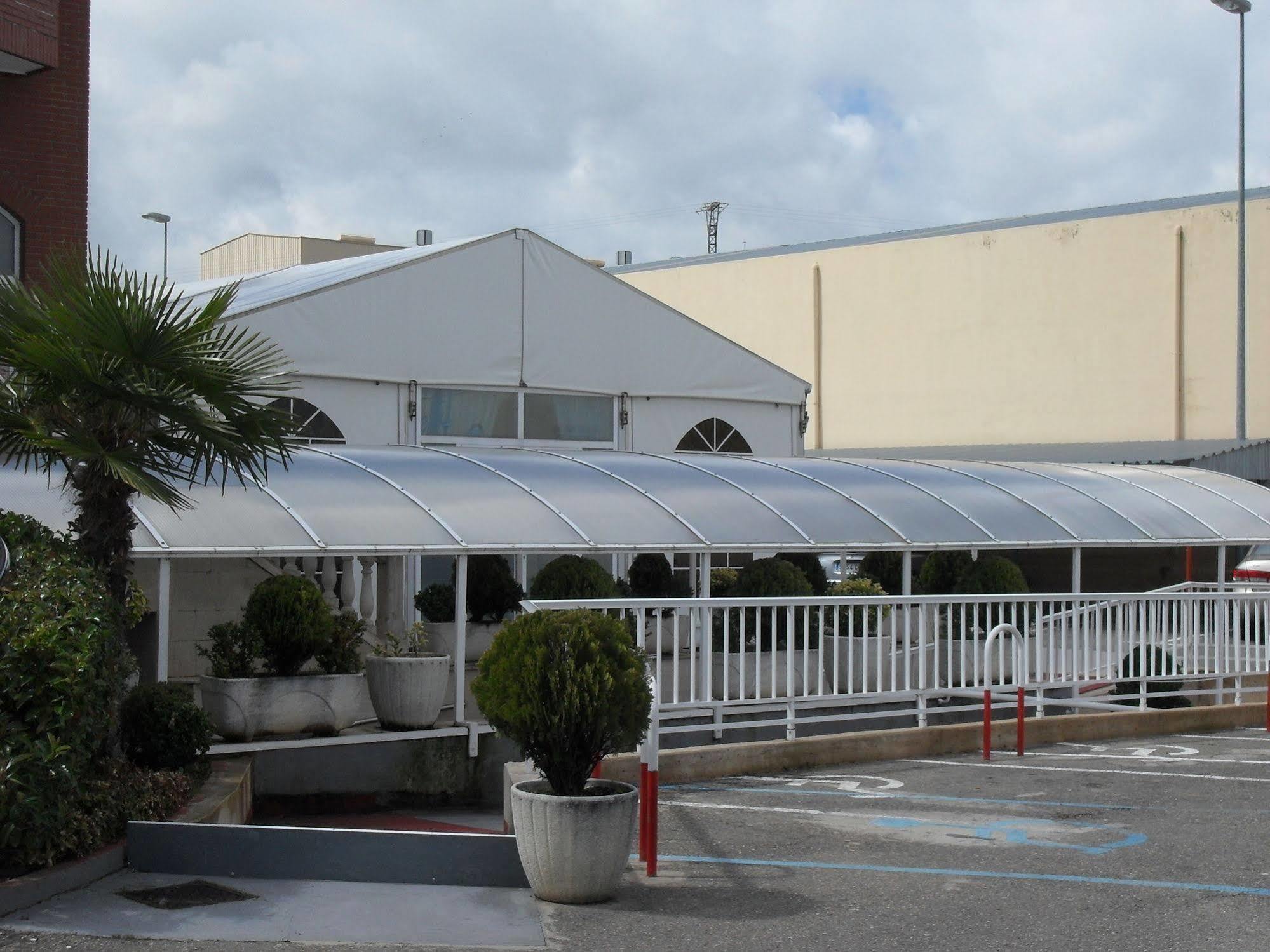 Hotel Camino Real Arcahueja Buitenkant foto