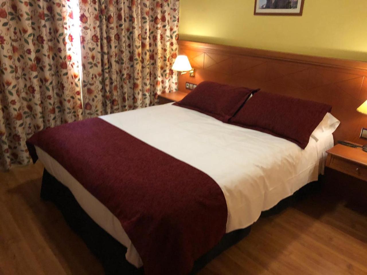 Hotel Camino Real Arcahueja Buitenkant foto