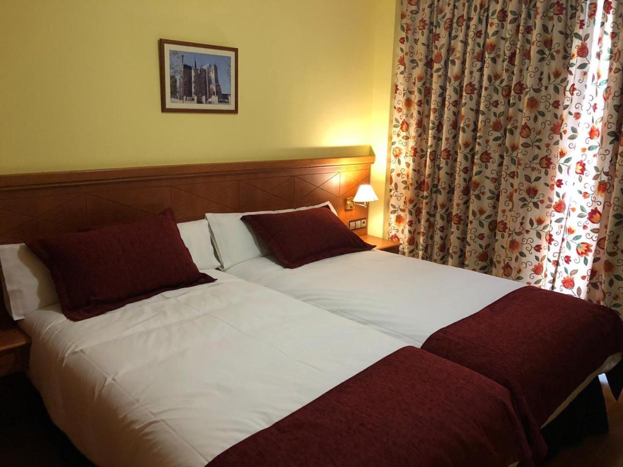 Hotel Camino Real Arcahueja Buitenkant foto