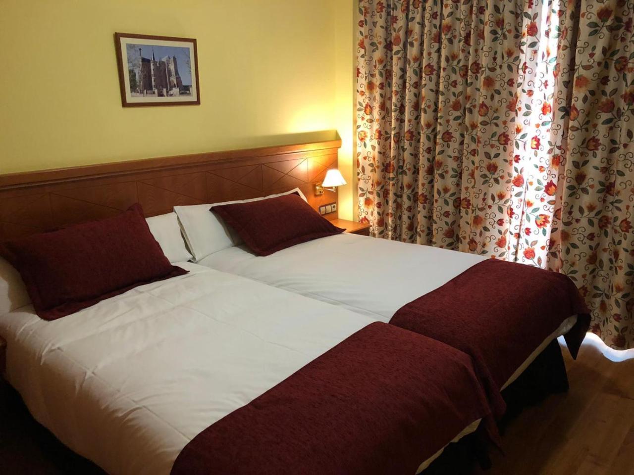 Hotel Camino Real Arcahueja Buitenkant foto