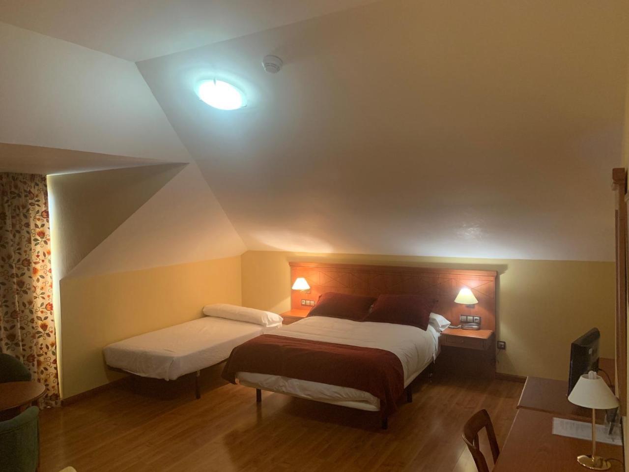Hotel Camino Real Arcahueja Buitenkant foto